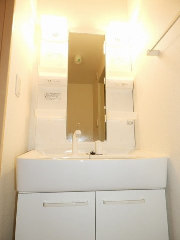 プリザーブ　Ⅱの洗面所|ゆったりとスペースのある洗面所