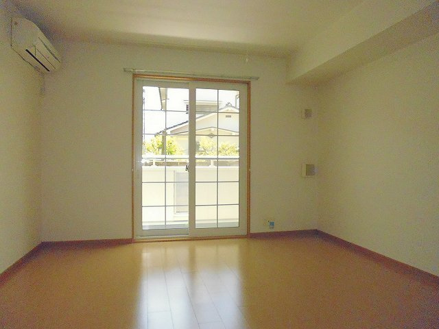 メゾン　ことぶきの居間・リビング|おしゃれなリビングです