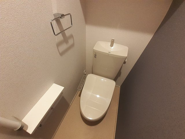 ハーヴェストヒルＤのトイレ|温水洗浄便座付きです。