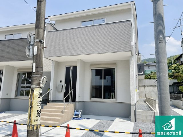 京都市伏見区日野西大道町　第2期　新築一戸建ての前面道路含む現地写真|車通りの少ない前面道路！お子様がいらっしゃるご家族でも安心！