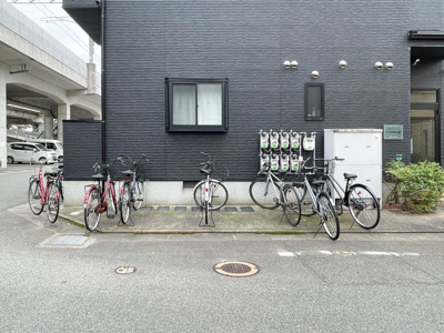 【その他共用部分】 | ピュア箱崎東七番館 | 駐輪スペースがあります