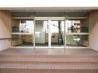 【エントランス】