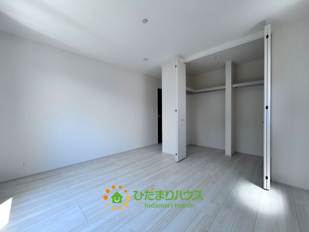 蓮田市椿山第7　新築一戸建て　リーブルガーデンの収納|ご夫婦の衣類もたくさん収納できます♪