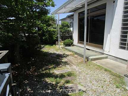 東区温品3丁目の庭