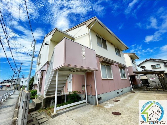 ヴィラ新宅の外観