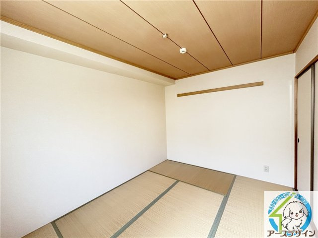 ヴィラ新宅の和室