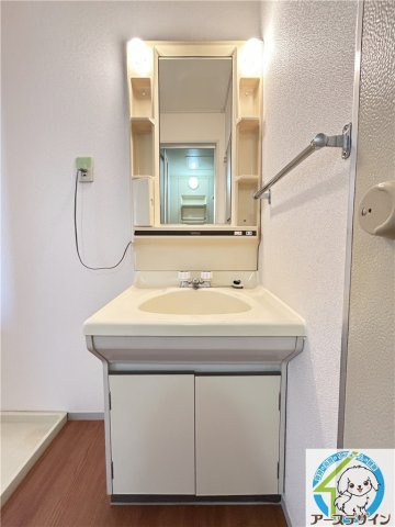 ヴィラ新宅の洗面所