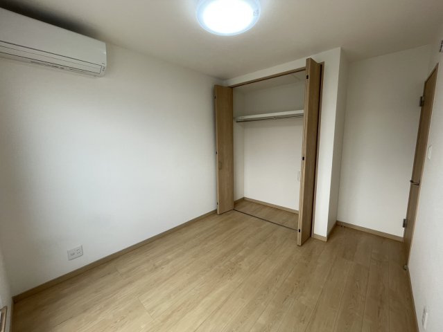 星田2丁目　中古一戸建ての洋室|洋室5.0帖
■物件内覧・資金計画相談・住宅ローン相談、リフォーム相談、お問合せ受付中■
※当日・翌日のご内覧、ご相談はお電話でのお問合せがスムーズです！