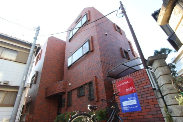 ハイツペリエ2の外観