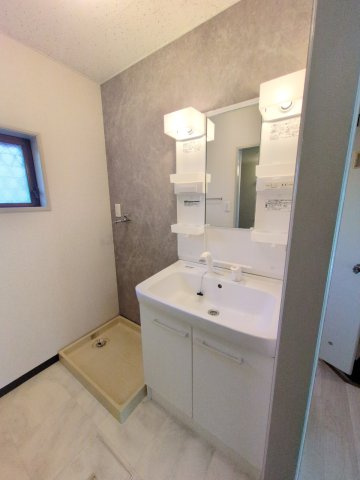 ハイツペリエ2の洗面所