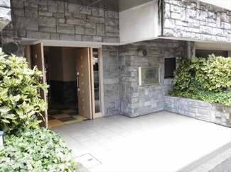 【エントランス】