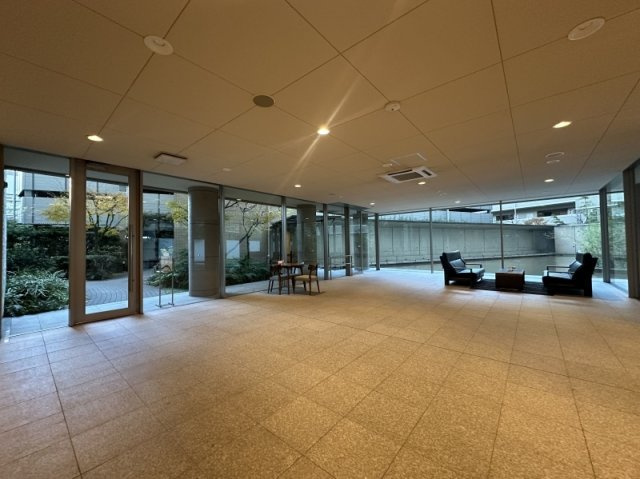 ニューライズシティ東京ベイハイライズのロビー