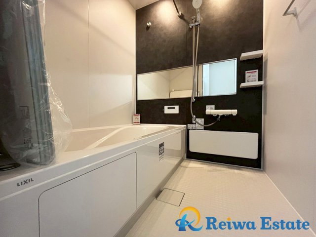 新築戸建　藤沢市大庭の浴室|天候に左右されず洗濯物を乾かせる浴室乾燥機付
ヒートショックを予防することもできます