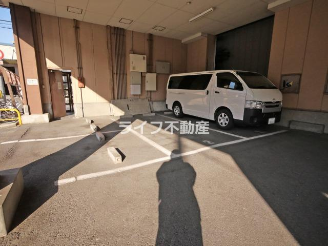 シートンすみだの駐車場