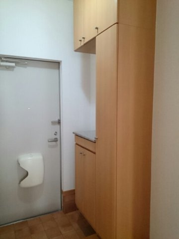 シャン　バティ－ルＢの玄関