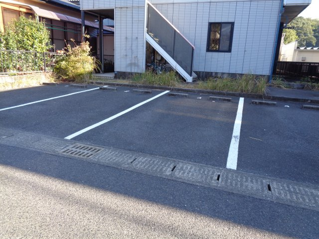 【駐車場】