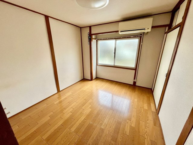下伊福本町　寮の洋室|洋室になります☆