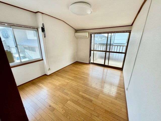 下伊福本町　寮の洋室|洋室になります☆