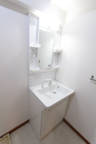 ビューパレー味美の洗面所