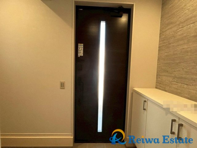 新築戸建　藤沢市大庭の玄関