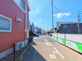 【前面道路含む現地写真】