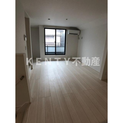 【居間・リビング】 | Ｋｏｌｅｔ蒲田＃１１ | 使いやすい居間です