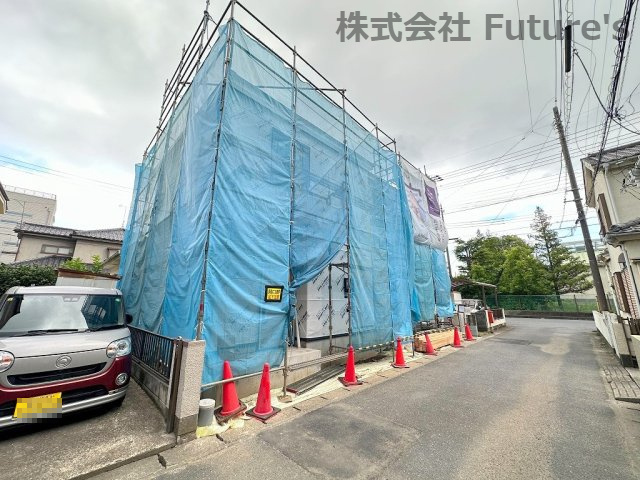 吉川市保　新築戸建　全1棟の前面道路含む現地写真|前面道路含む現地写真です。