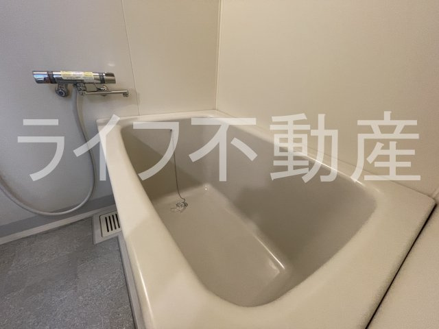 フローリッシュ北田の浴室