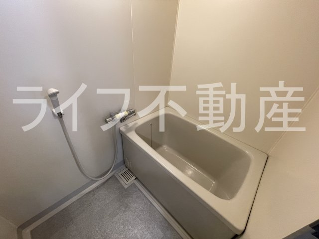 フローリッシュ北田の浴室