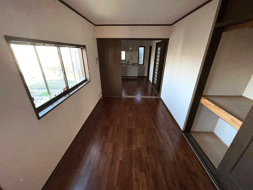 北出町　中古一戸建ての子供部屋|洋室6.0帖
■物件内覧・資金計画相談・住宅ローン相談、リフォーム相談、お問合せ受付中■
※当日・翌日のご内覧、ご相談はお電話でのお問合せがスムーズです！