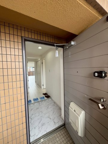朝日プラザシティサザンパークI棟　最上階メゾネットタイプの玄関
