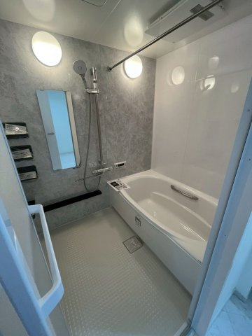 朝日プラザシティサザンパークI棟　最上階メゾネットタイプの浴室|浴室新品でキレイですよ♪浴室暖房乾燥付きです！