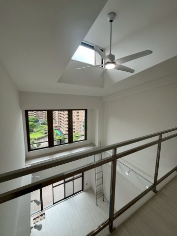 朝日プラザシティサザンパークI棟　最上階メゾネットタイプの内装|メゾネットタイプで広い吹き抜けがあります