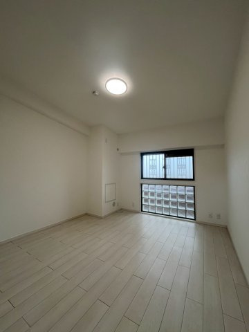 朝日プラザシティサザンパークI棟　最上階メゾネットタイプの子供部屋