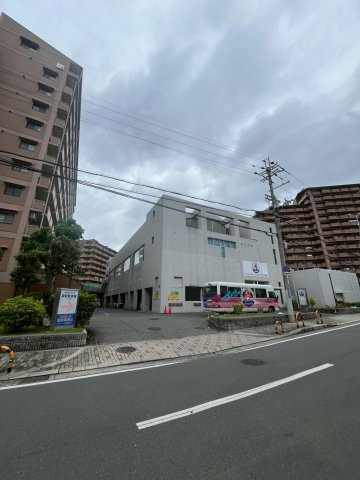 朝日プラザシティサザンパークI棟　最上階メゾネットタイプの外観|敷地内のスイミングスクール