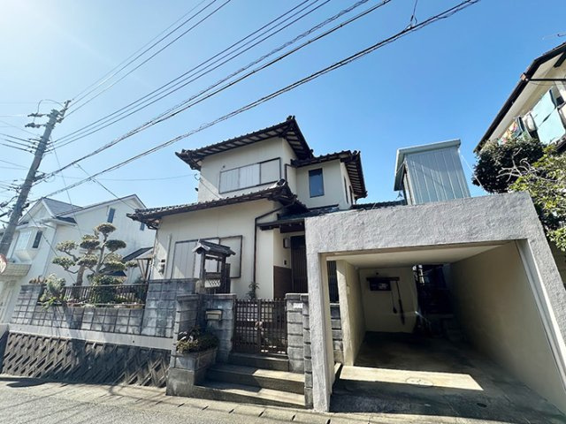 老司5丁目戸建ての外観