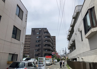 【展望】 | ワコーレ町田 | 景色重視でお家選ぶをするとスーパーが遠い！学校が遠い！など生活をするうえで利便性で困ることもあります。まず一度現地を見学する際に、周辺の施設などがあるかを確認し、暮らし始めた後のことを想像しましょう。