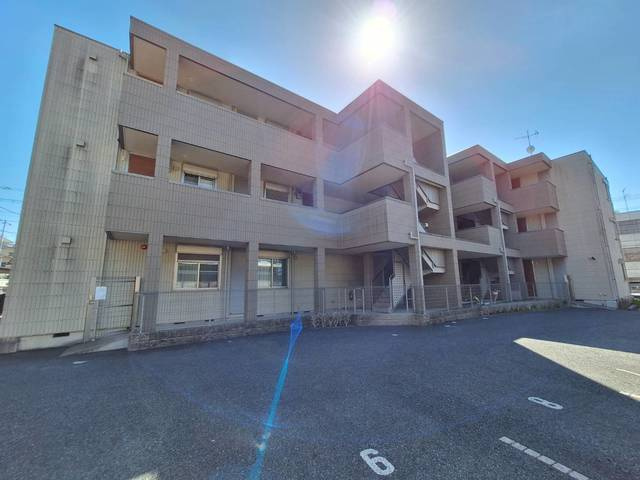 横浜市戸塚区名瀬町の賃貸マンションの外観