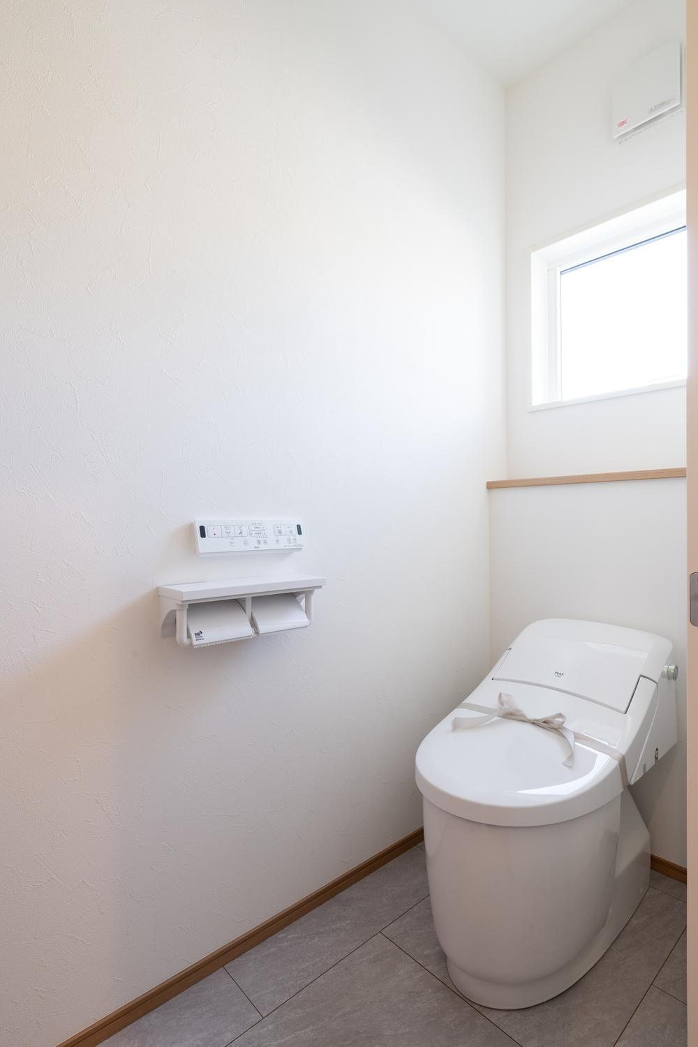 小山市間々田　新築戸建4のトイレ