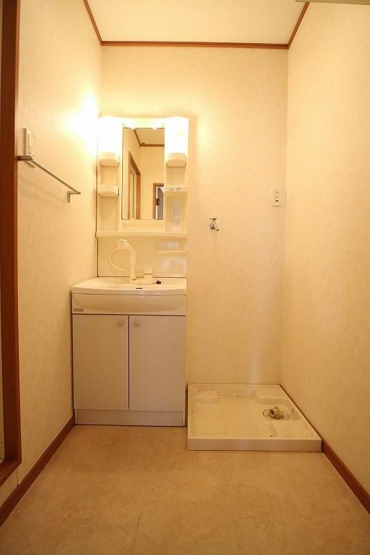 ｾﾝﾀｰﾋﾞﾚｯｼﾞ本町の独立洗面台