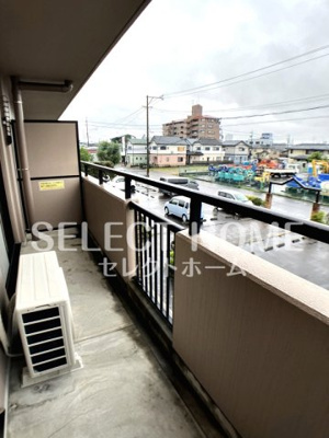【バルコニー】 | リバーサイドオオスカ | バルコニー付きです