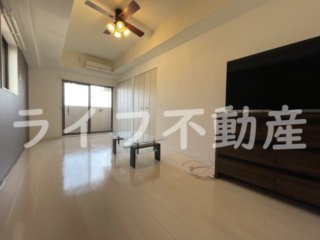 Luxe布施北Ⅱ（ラグゼ布施北Ⅱ）の洋室|スタンダードな洋室です