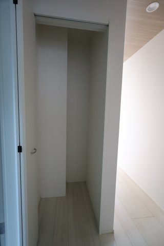 《仲介手数料無料》桜区西堀７丁目22-33(4号棟)新築一戸建てグラファーレの収納|撮影日 2025年9月25日 13:00 晴れ