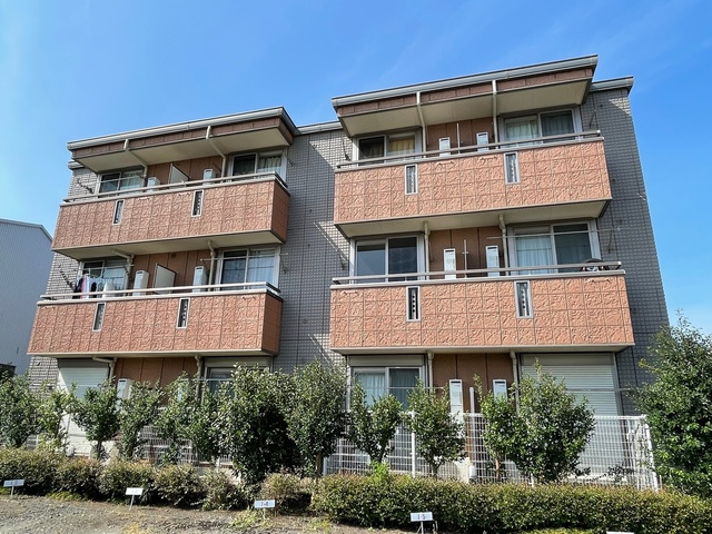 藤沢市菖蒲沢の賃貸マンションの外観|耐震耐火旭化成へーベルメゾン