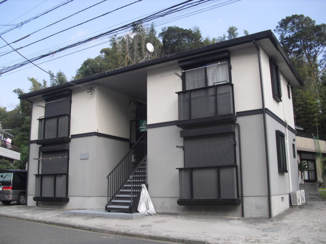横浜市戸塚区上倉田町のアパートの外観