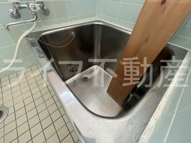 東大阪市山手町貸家の浴室|落ち着いた空間のお風呂です