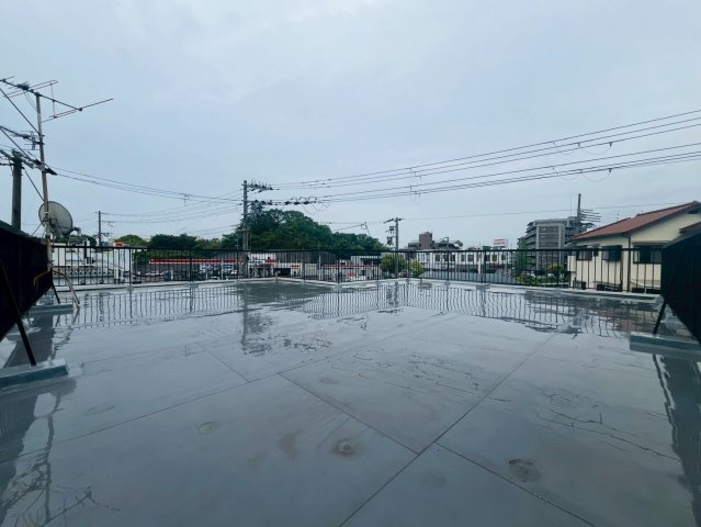 多井畑貸家の庭