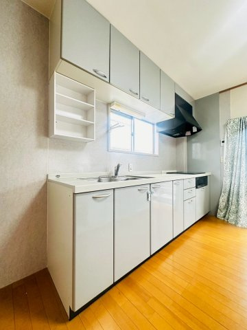 多井畑貸家のキッチン