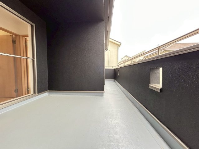 ◆リフォーム済みの美宅◆敷地広々６０坪超え◆全居室６帖以上のゆったり４LDK◆綴喜郡宇治田原町緑苑坂のバルコニー|バルコニー