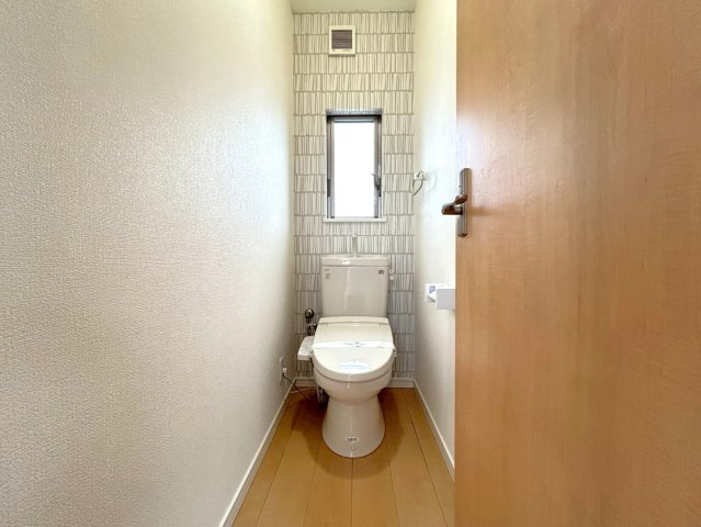 ◆リフォーム済みの美宅◆敷地広々６０坪超え◆全居室６帖以上のゆったり４LDK◆綴喜郡宇治田原町緑苑坂のトイレ|２階トイレ
